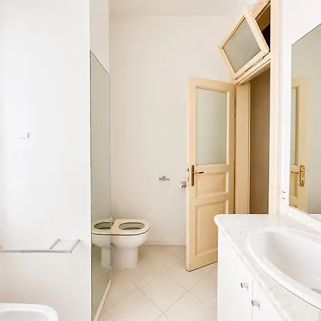 Apartment Roseto - Modern Elegance And Relaxation Triest