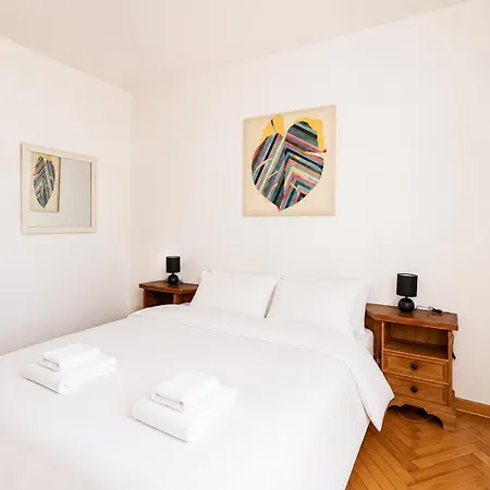 Apartment Roseto - Modern Elegance And Relaxation