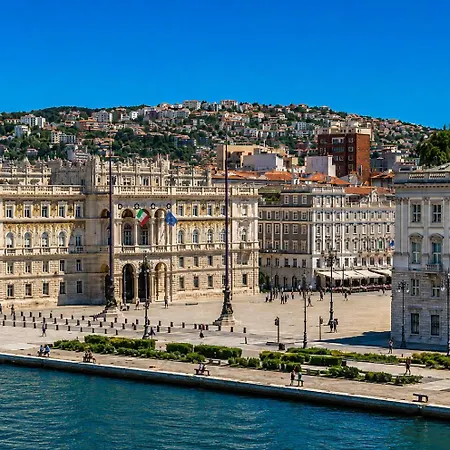 Apartment Roseto - Modern Elegance And Relaxation Triest