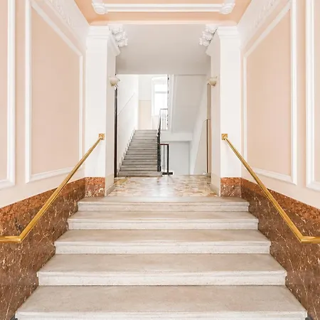 Roseto - Modern Elegance And Relaxation Apartment Triest